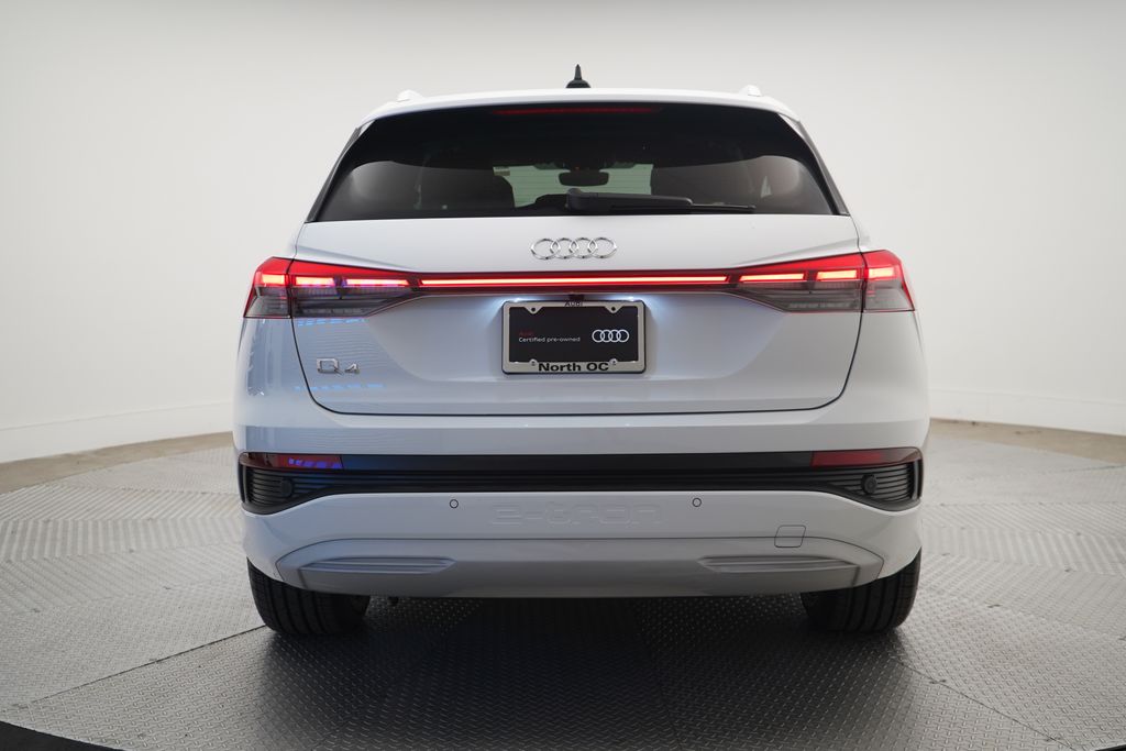 Thumbnail: 2023 Audi Q4 e-tron - 4