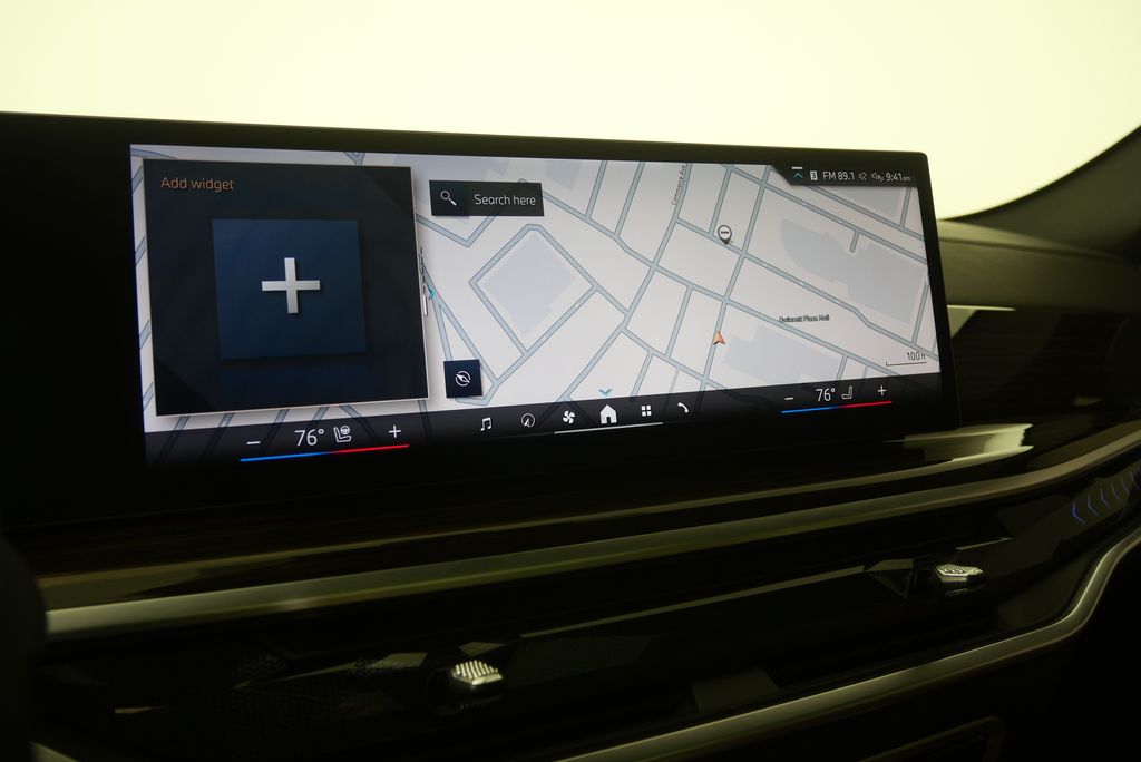 Thumbnail: 2025 BMW X6 - 21