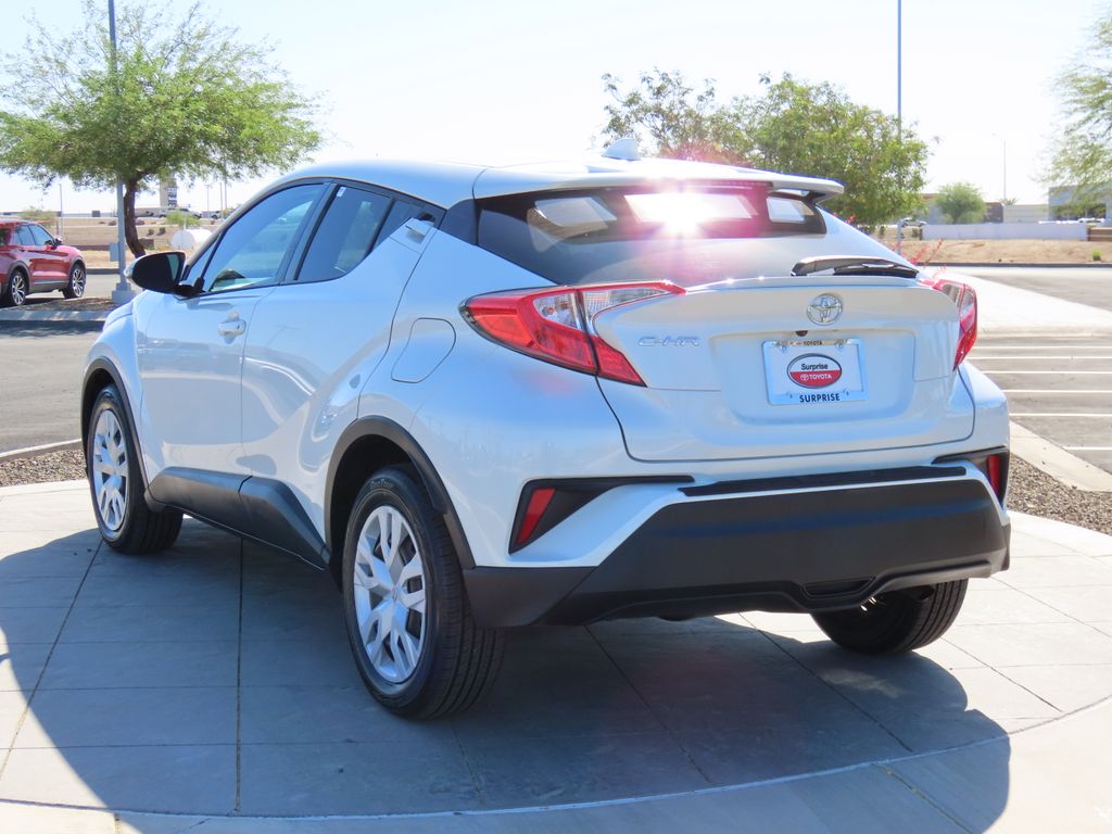 2021 Toyota C-HR LE 7