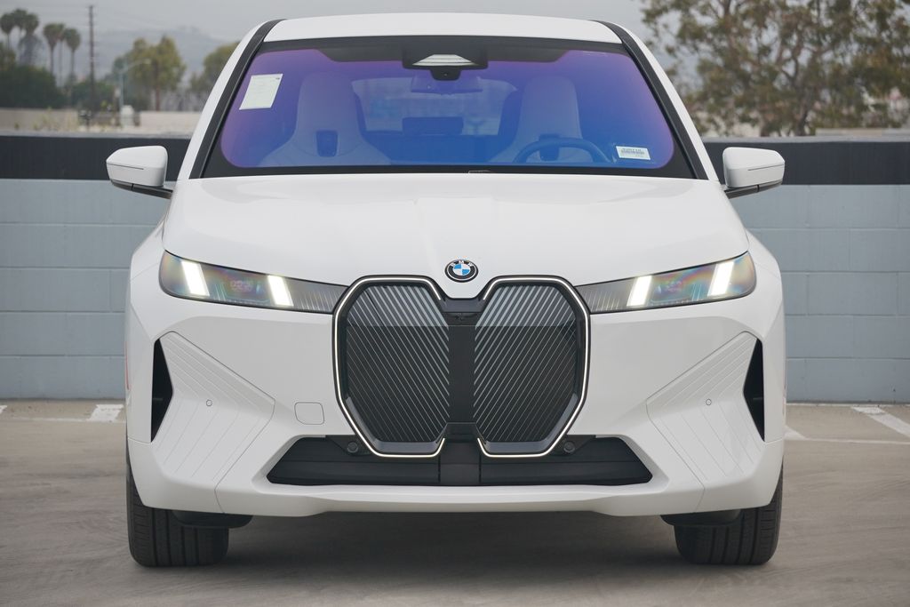 Thumbnail: 2026 BMW iX - 2