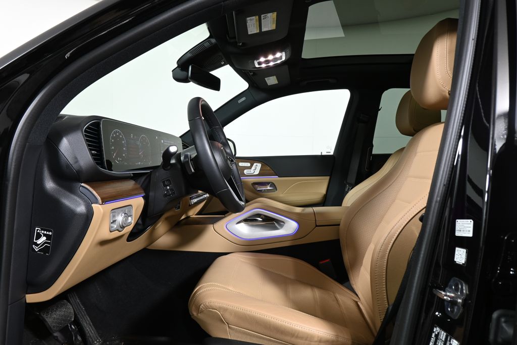 Thumbnail: 2025 Mercedes-Benz GLE - 3