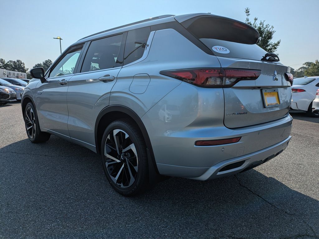 New 2025 Mitsubishi Outlander PHEV SUV