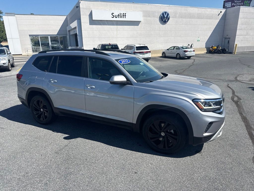 2022 Volkswagen Atlas 3.6L V6 SE w/Technology Silver at Sutliff Volkswagen