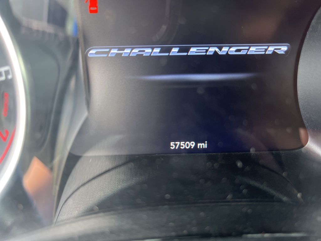 2023 Dodge Challenger SXT 5