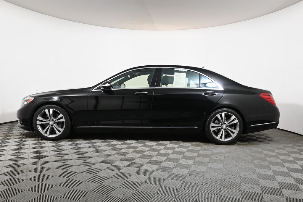 Thumbnail: 2015 Mercedes-Benz S-Class - 2