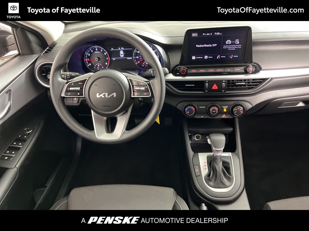 Thumbnail: 2023 Kia Forte - 5