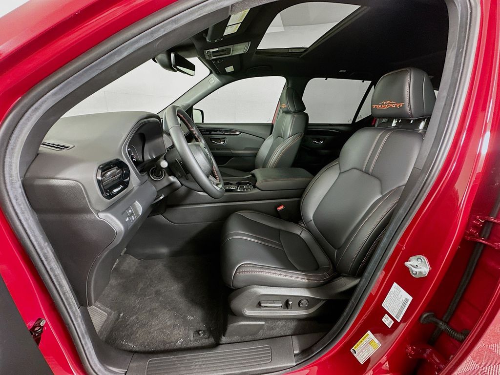 Thumbnail: 2025 Honda Pilot - 20