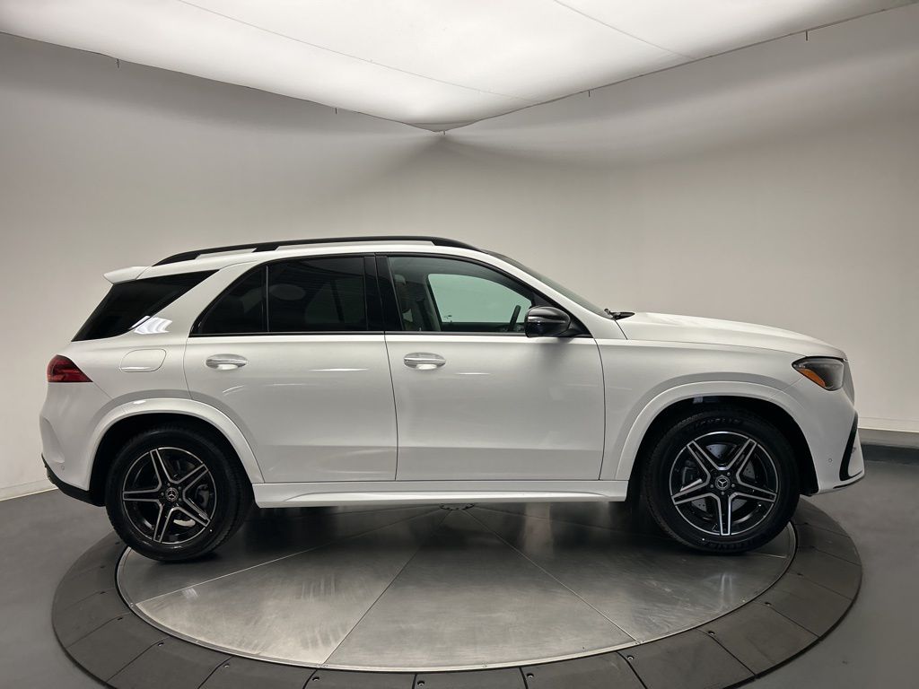 Thumbnail: 2026 Mercedes-Benz GLE - 8