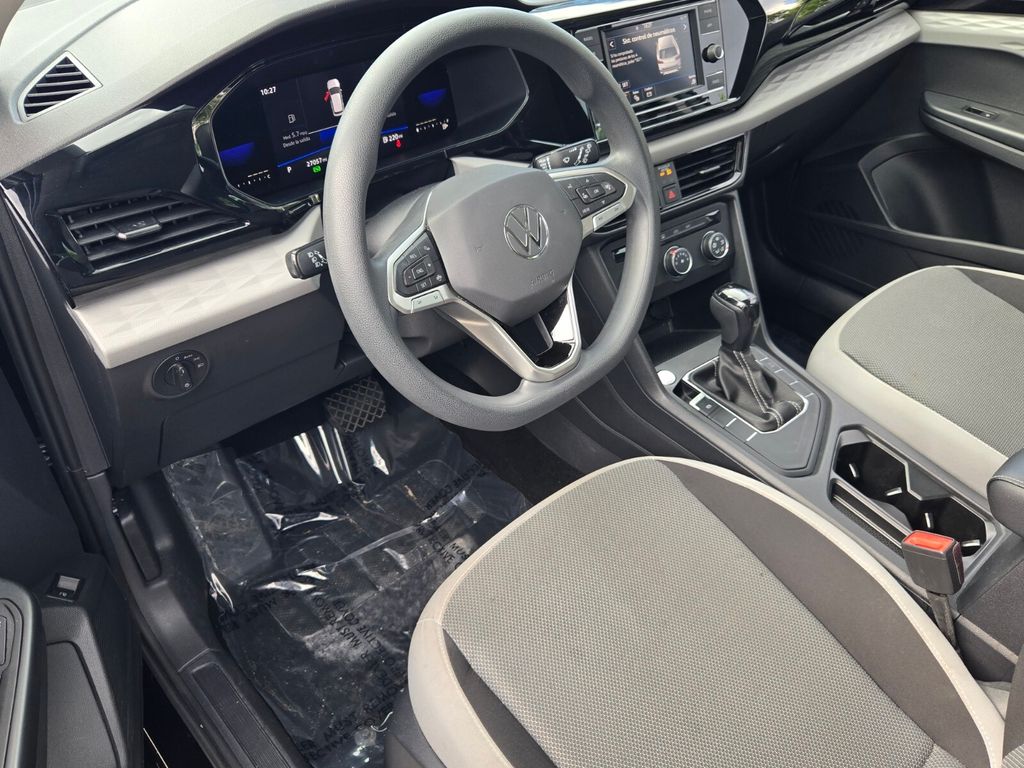 2022 Volkswagen Taos - $16,500