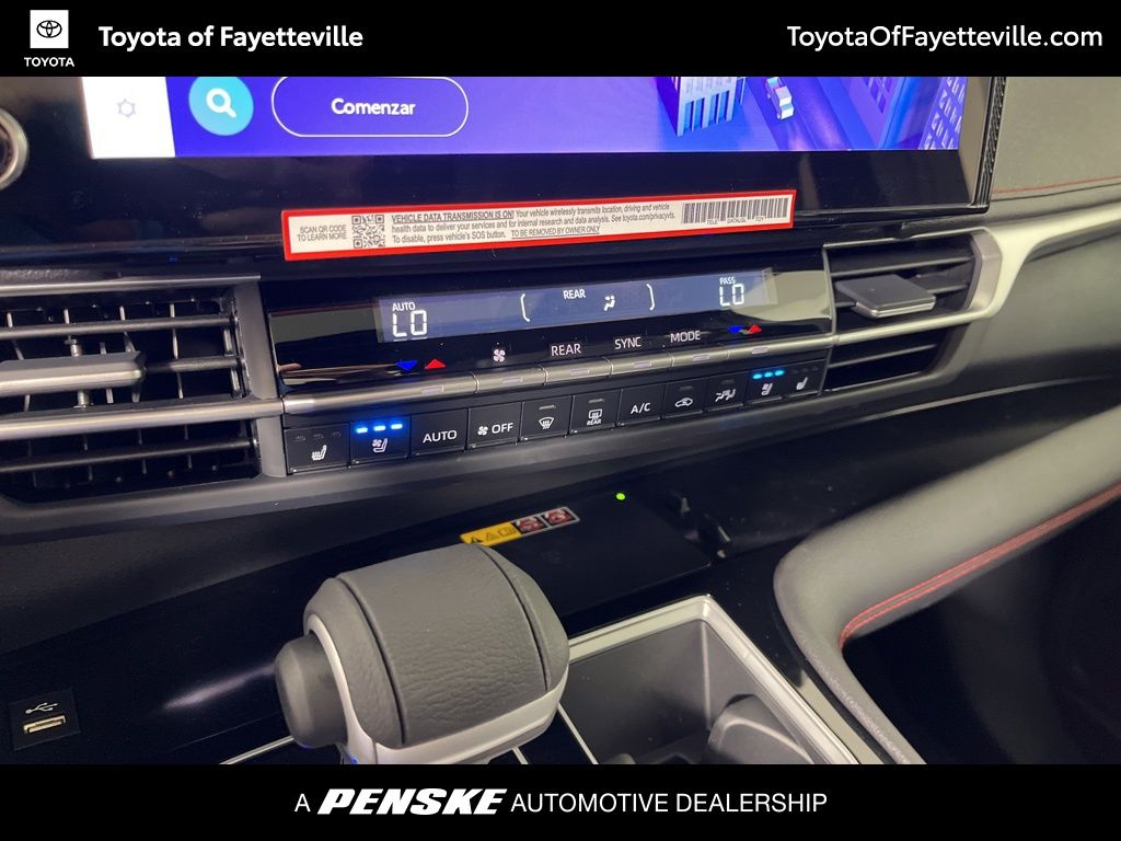 Thumbnail: 2025 Toyota Sienna - 31