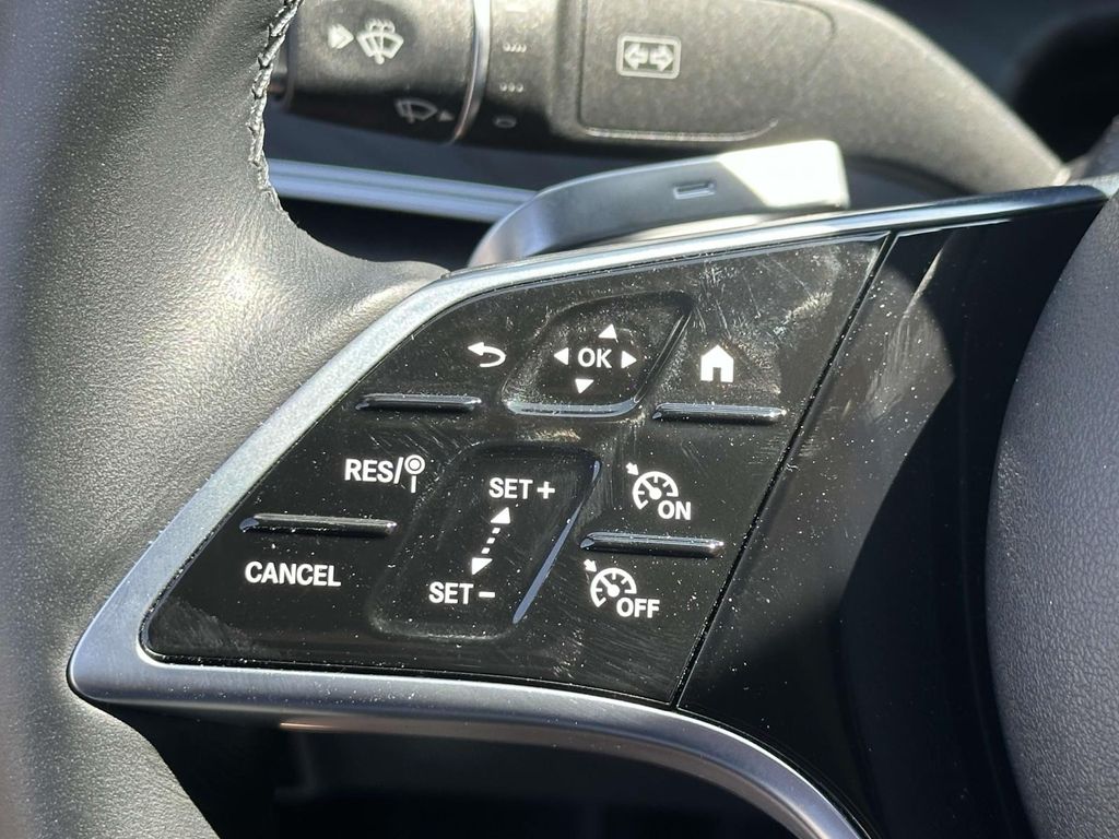 2023 Mercedes-Benz E-Class E 450 8