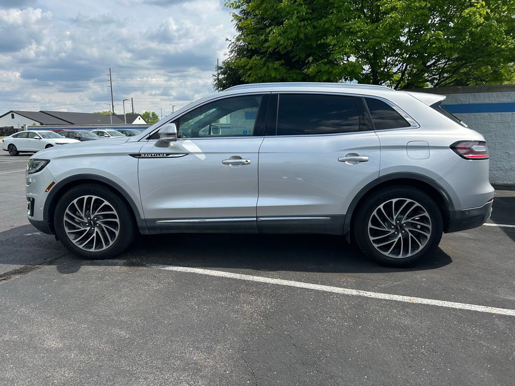 2019 Lincoln Nautilus Reserve 2