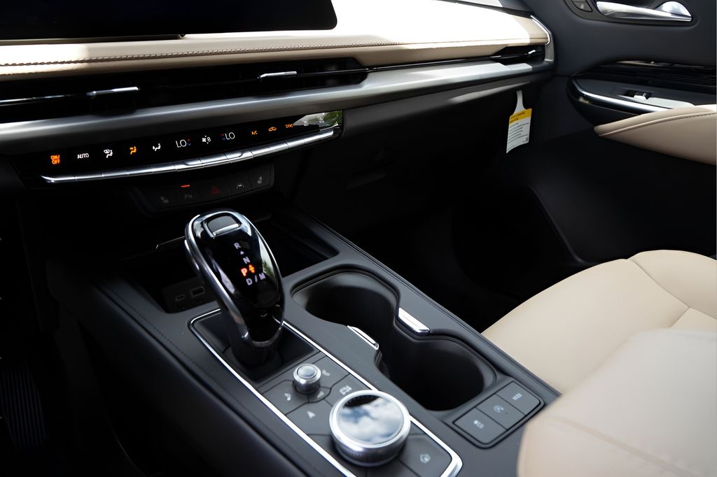 Used Car 2024 Cadillac Xt4  Luxury For Sale Under $35,000 In Austin, Texas