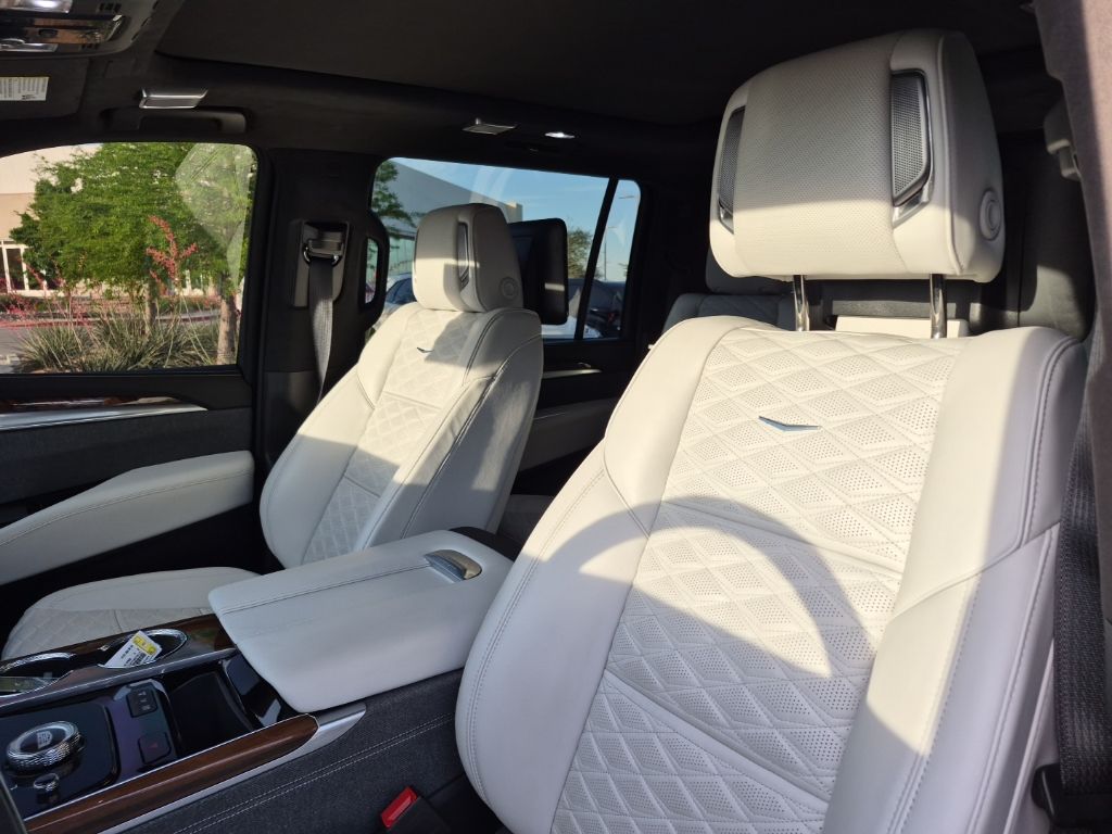 Used Car 2025 Cadillac Escalade Esv  Sport Platinum For Sale Under $120,000 In Austin, Texas