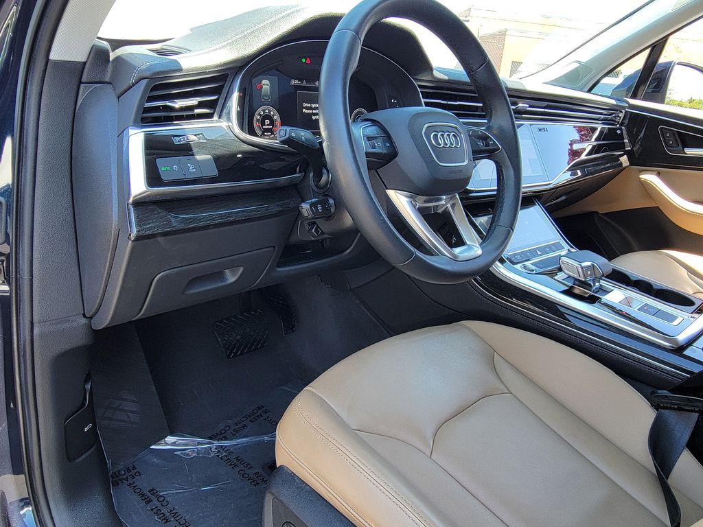 Thumbnail: 2023 Audi Q7 - 30