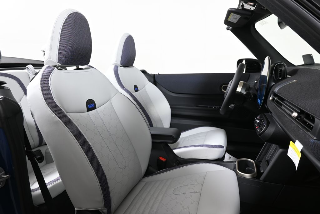 Thumbnail: 2026 MINI Cooper - 27