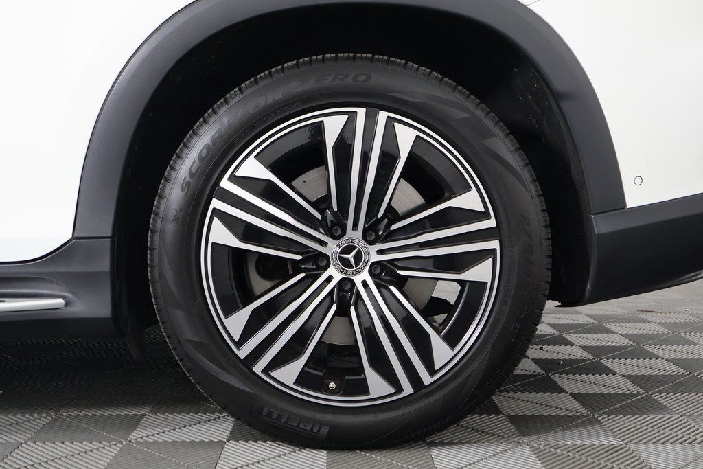 Thumbnail: 2023 Mercedes-Benz EQS - 15