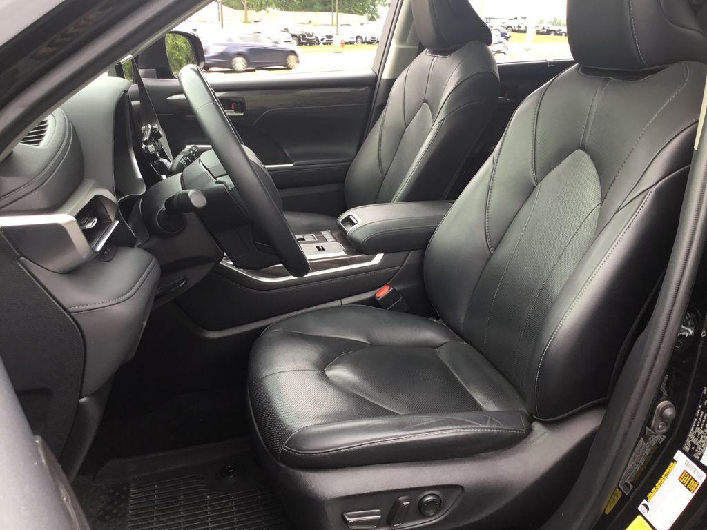2021 Toyota Highlander Limited 7