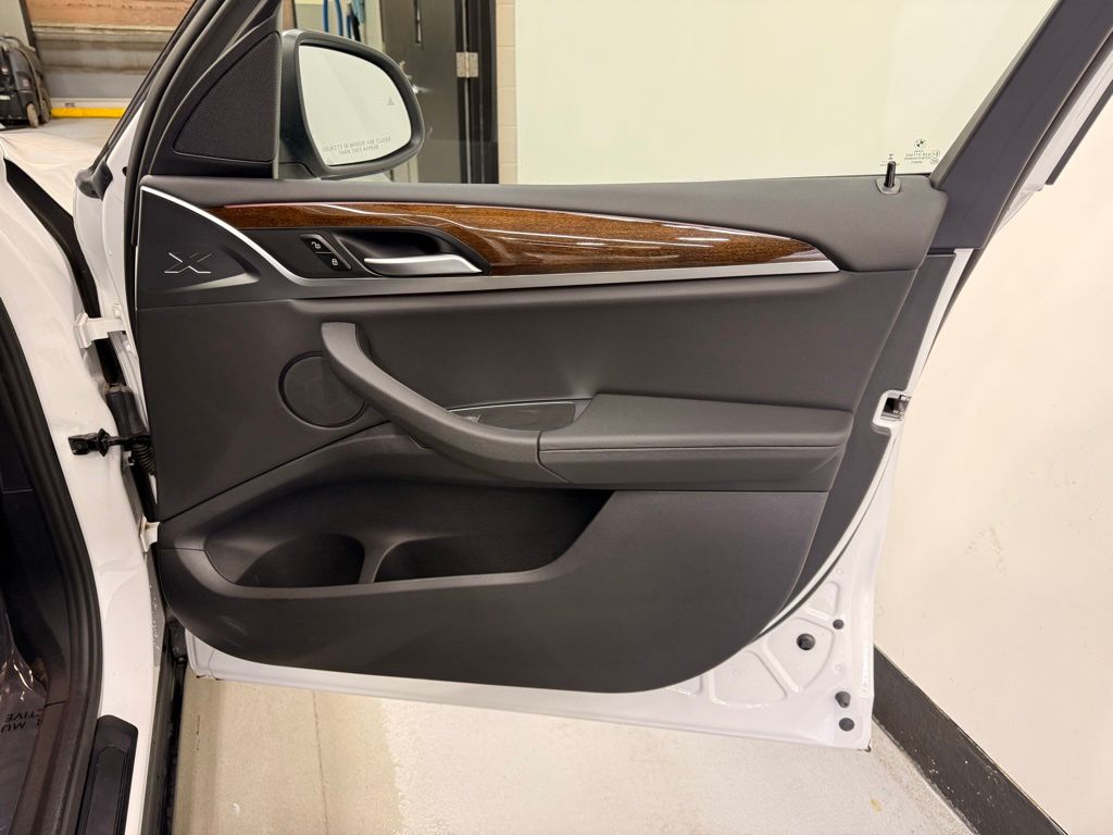 Thumbnail: 2024 BMW X3 - 28