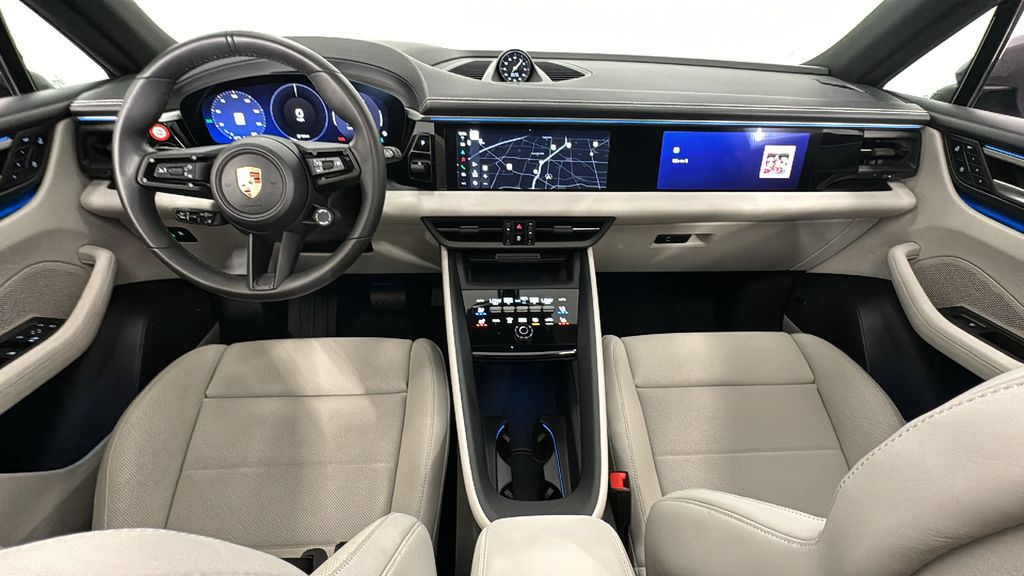 2024 Porsche Macan T 14