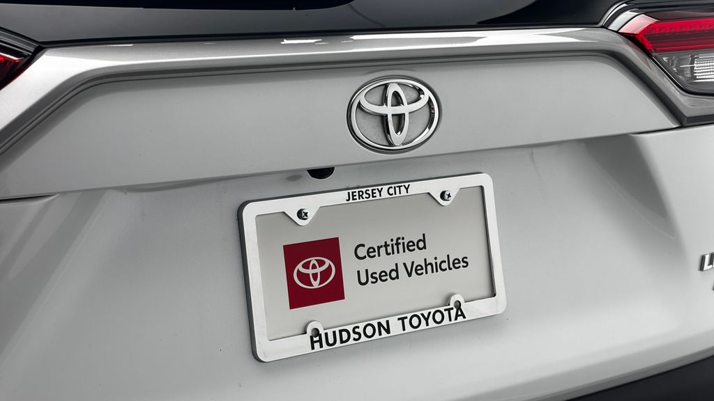 Thumbnail: 2024 Toyota RAV4 - 5
