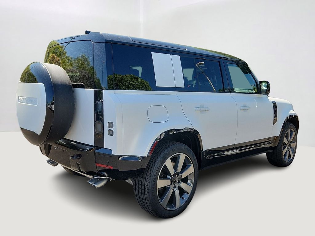 Thumbnail: 2026 Land Rover Defender - 3