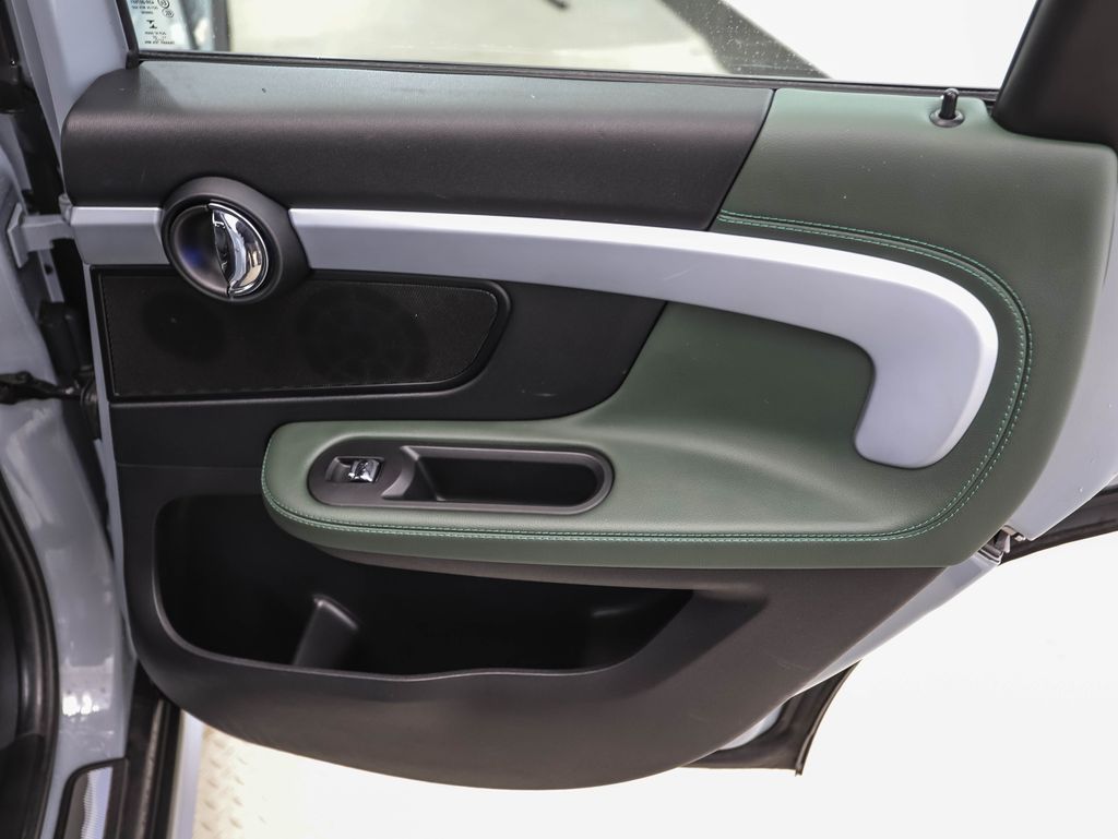 Thumbnail: 2023 MINI Cooper Countryman - 25