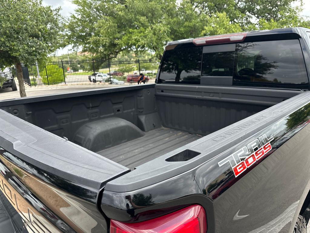 Used Car 2020 Chevrolet Silverado 1500  Lt Trail Boss For Sale Under $35,000 In Austin, Texas