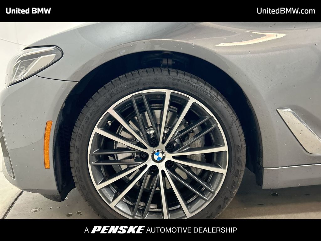 2023 BMW 5 Series 530i 10