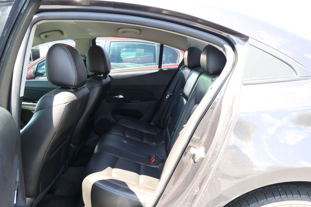 Thumbnail: 2015 Chevrolet Cruze - 29