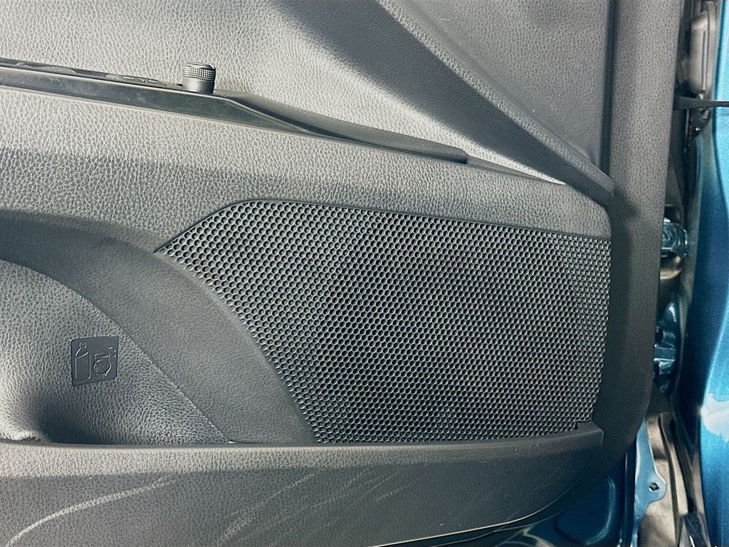 Thumbnail: 2025 Toyota Camry - 18