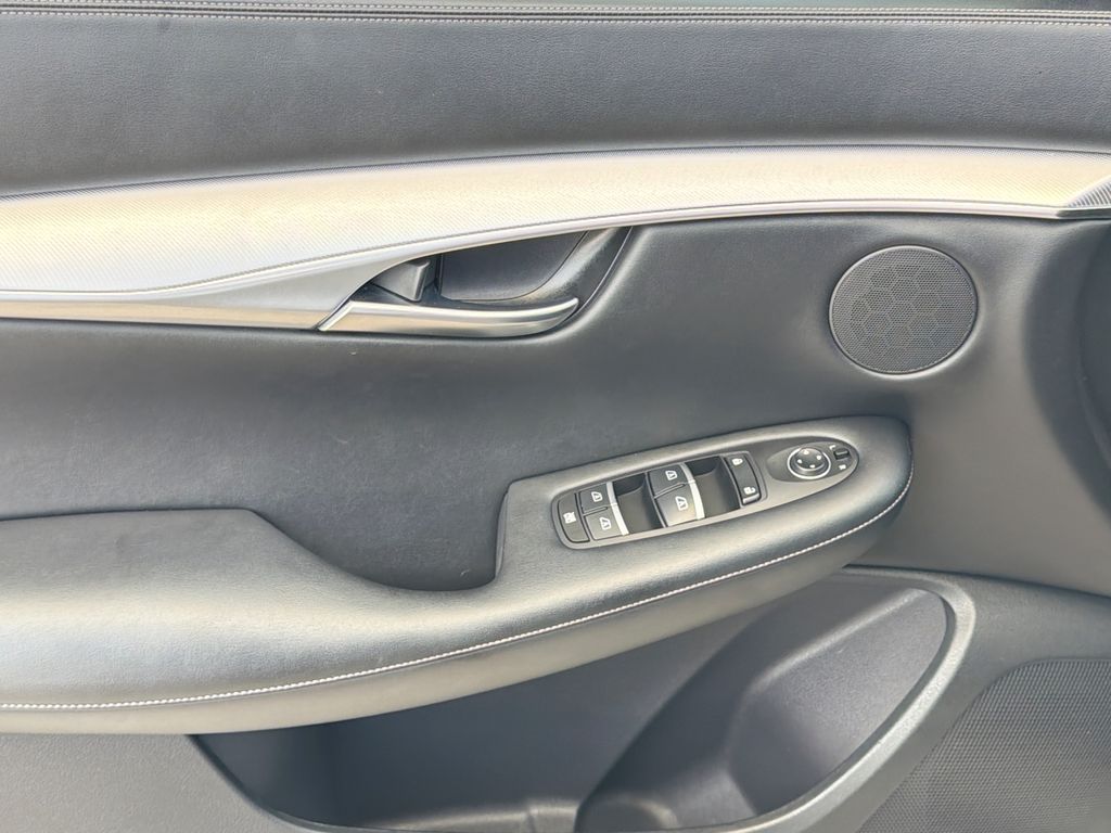 Thumbnail: 2021 INFINITI QX50 - 29