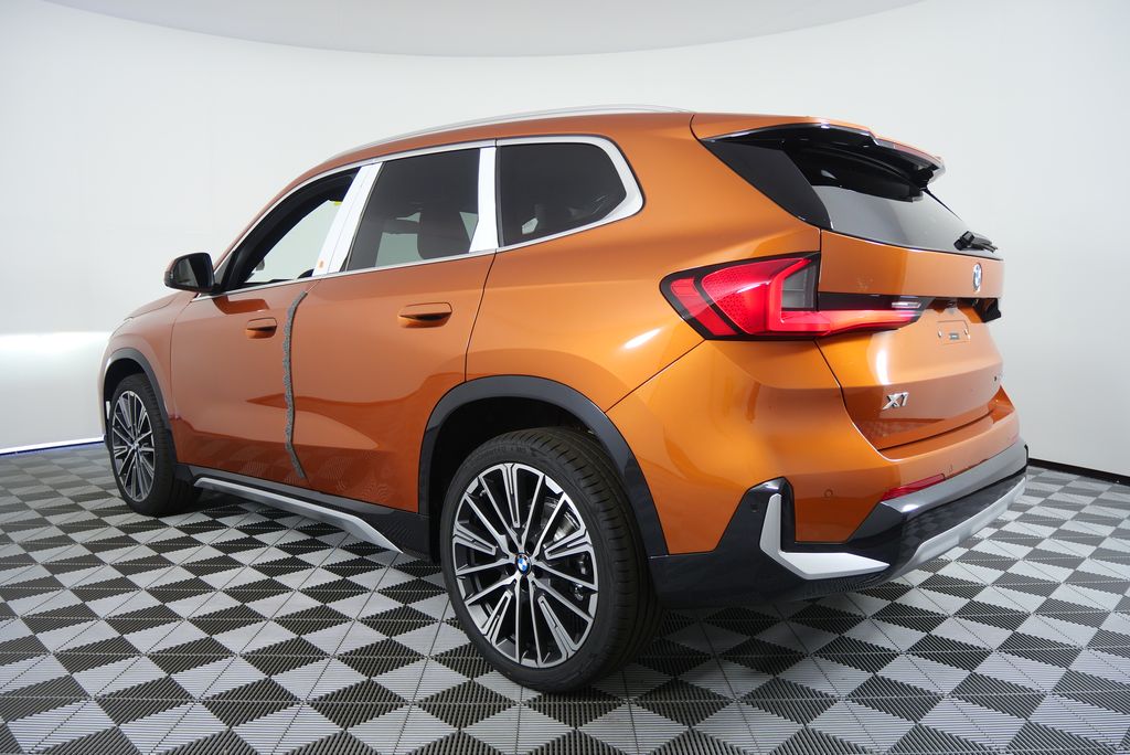 Thumbnail: 2025 BMW X1 - 5