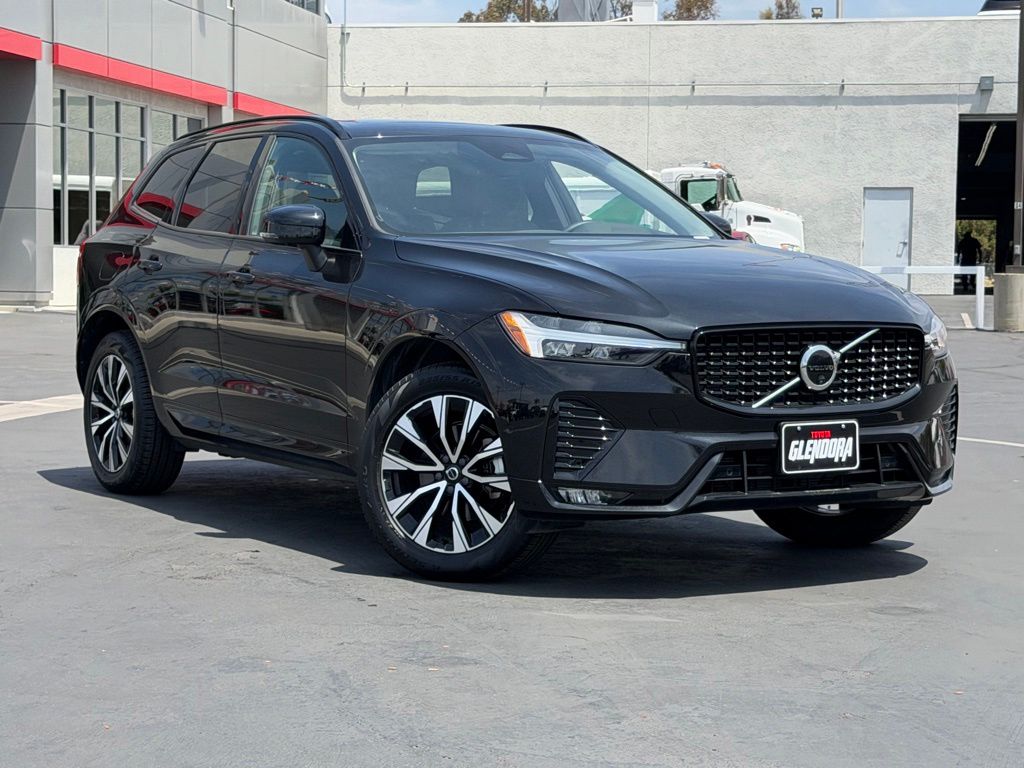 Onyx Black Metallic 2025 Volvo XC60 B5 Plus Dark Theme AWD SUV / Crossover All-Wheel Drive Automatic