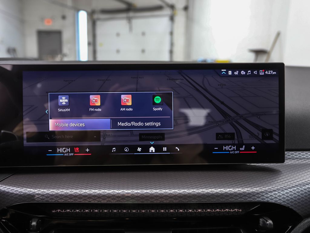 Thumbnail: 2026 BMW 4 Series - 17