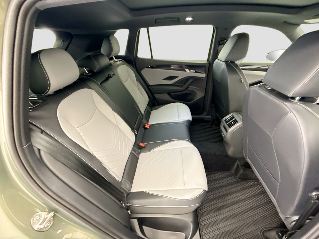 Thumbnail: 2026 Volkswagen Tiguan - 20