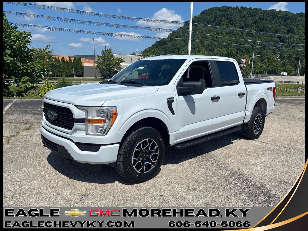 White Metallic 2022 Ford F-150 Pickup Truck Four-Wheel Drive Automatic