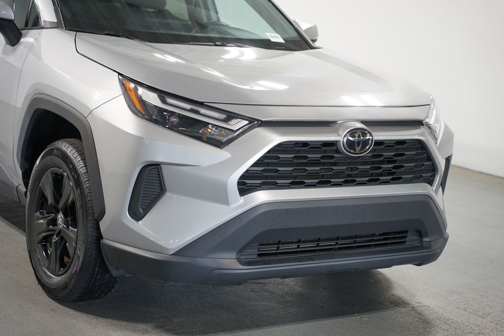 Thumbnail: 2024 Toyota RAV4 - 4