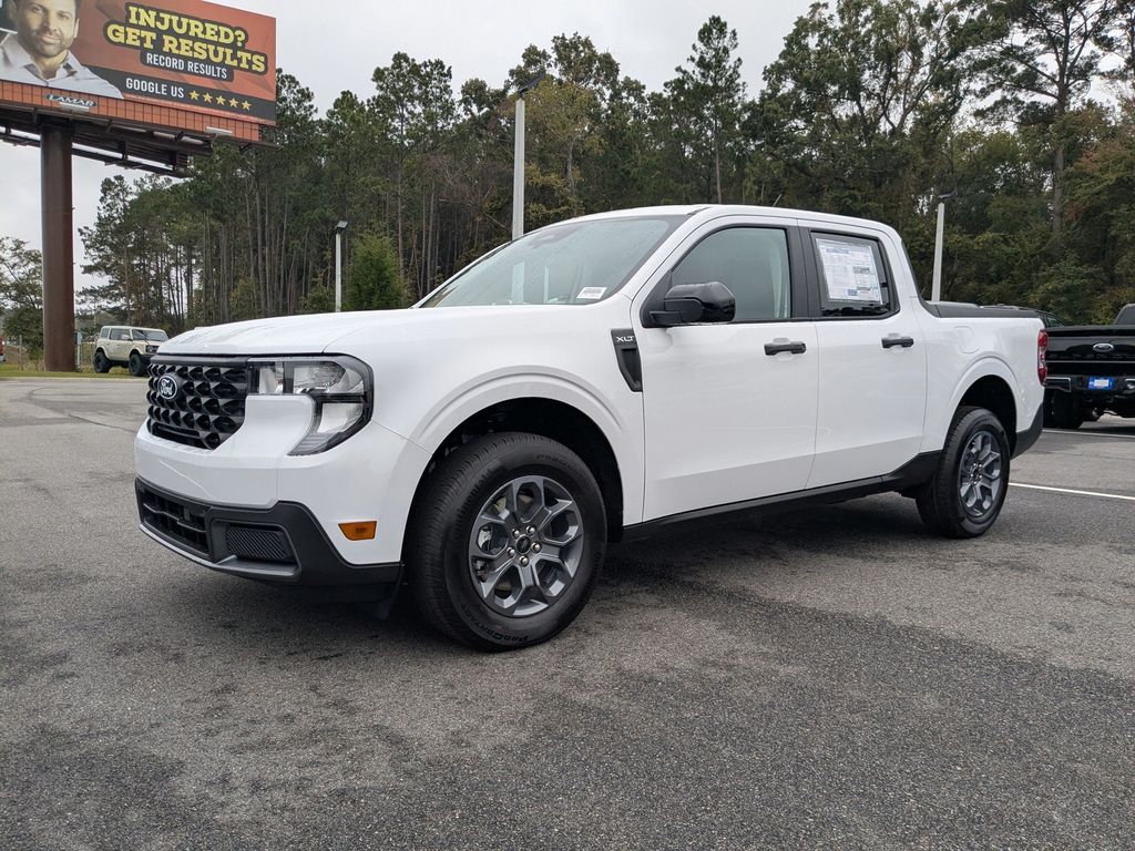 2025 Ford Maverick XLT