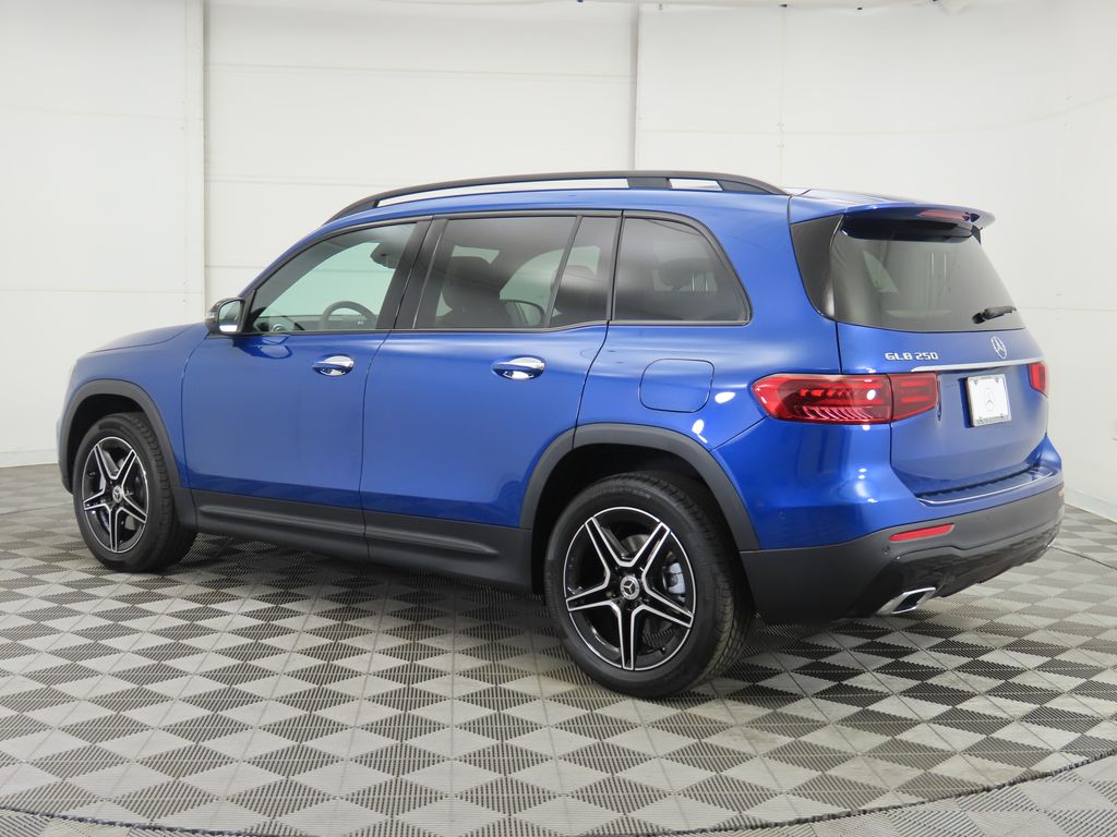 Thumbnail: 2026 Mercedes-Benz GLB - 7