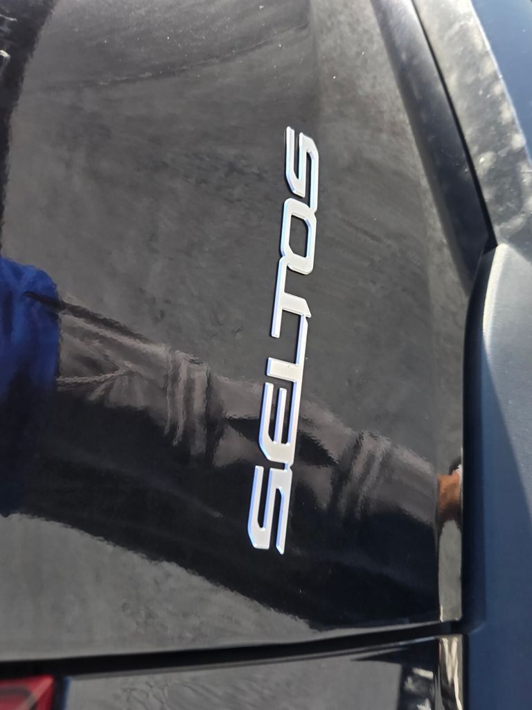 2025 Kia Seltos - $22,900