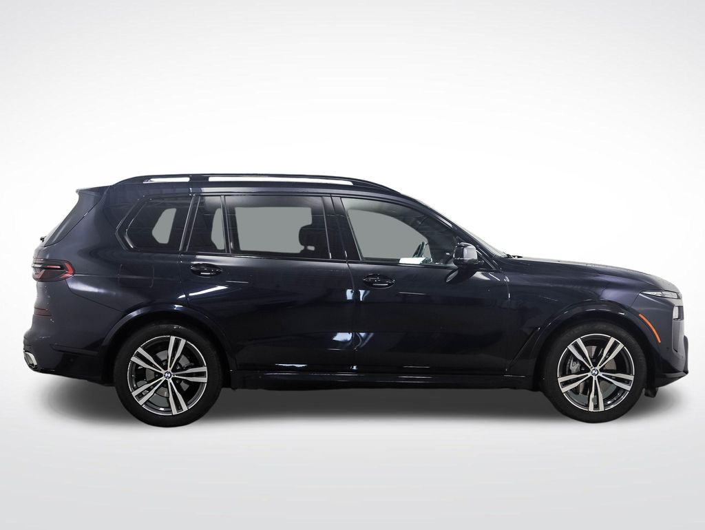Thumbnail: 2024 BMW X7 - 6