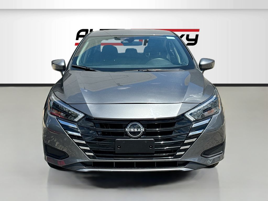 Used 2025 Gray Nissan 1.6 SV image 2