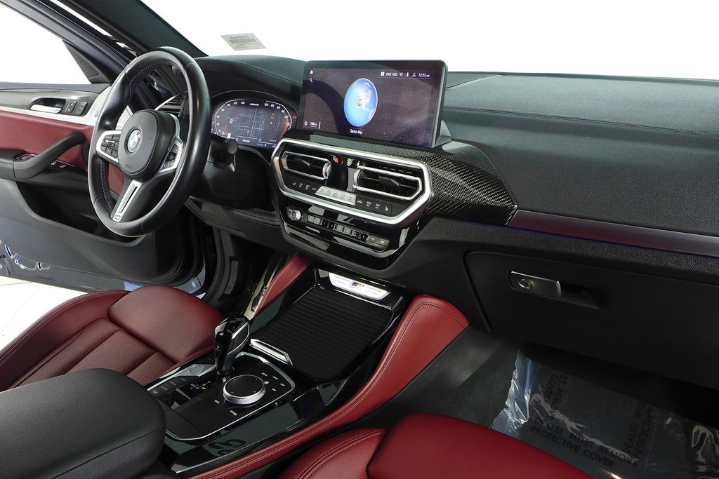 Thumbnail: 2023 BMW X4 - 13