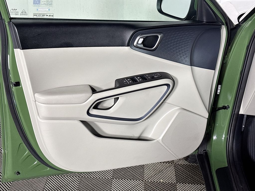 2023 Kia Soul EX