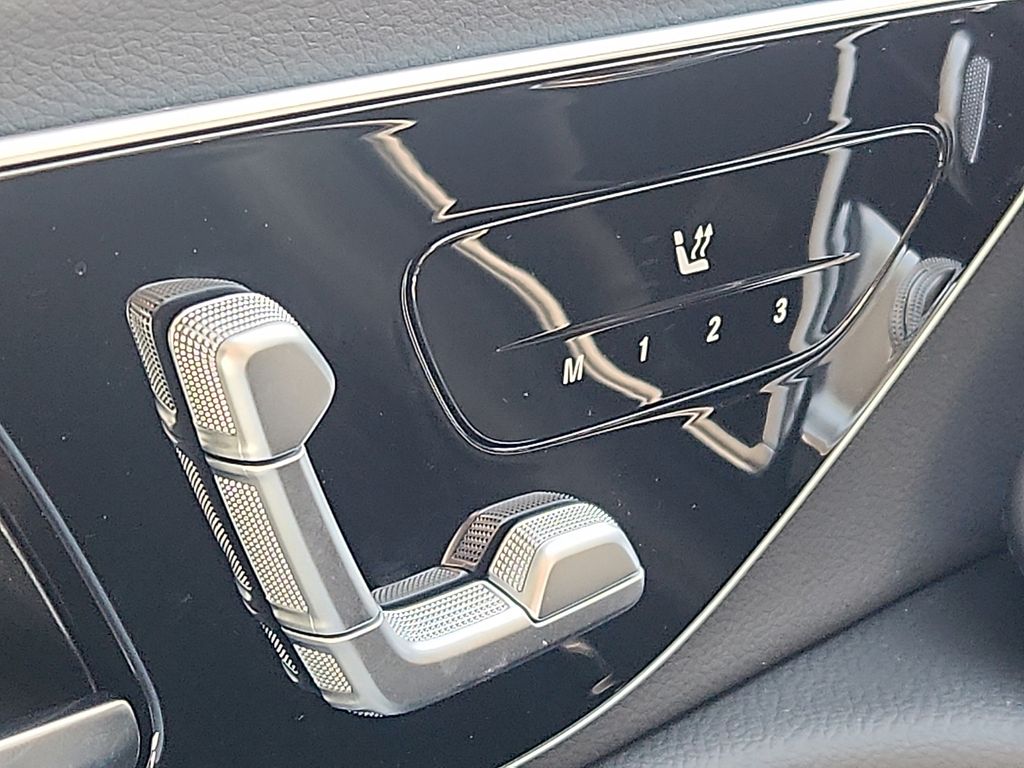 Thumbnail: 2026 Mercedes-Benz E-Class - 14