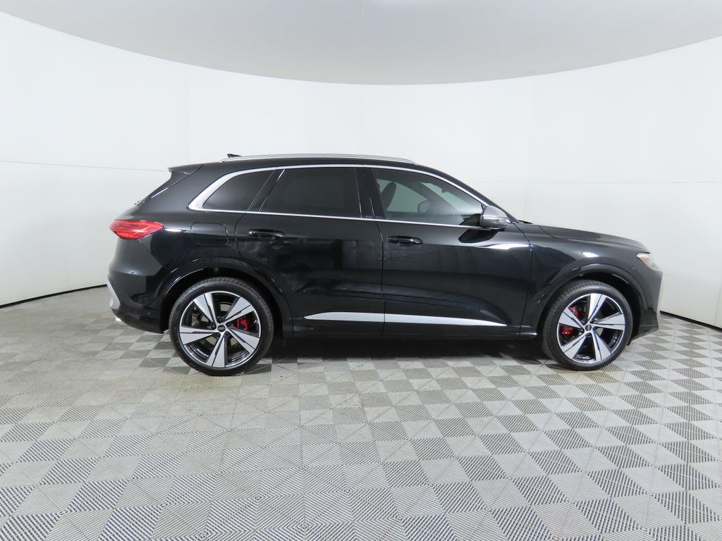 2025 Audi SQ5 Premium 4
