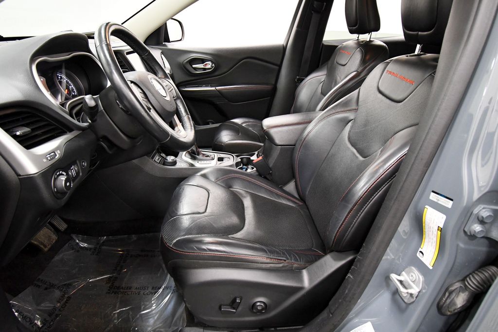 Used 2015 Jeep Cherokee SUV