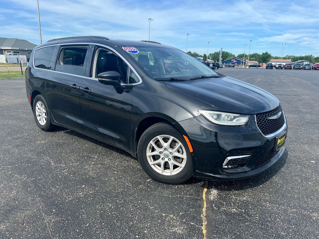 2022 Chrysler Pacifica Touring L FWD