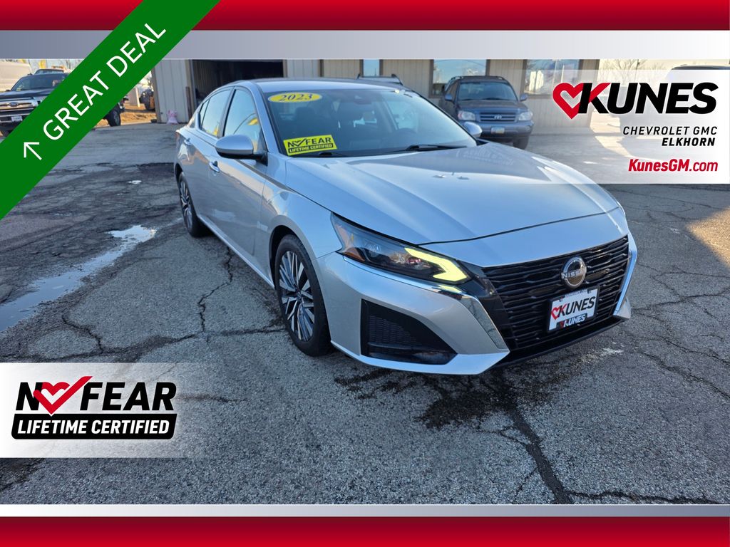 2023 Nissan Altima 2.5 SV FWD